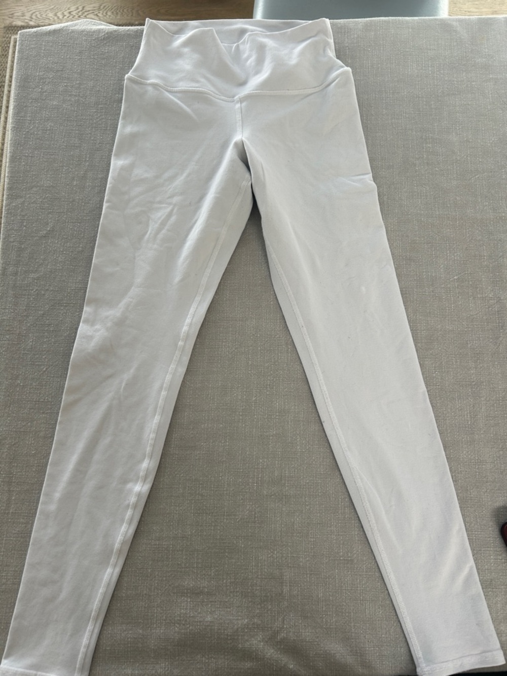 ALO Yoga white High-Waist Leggings